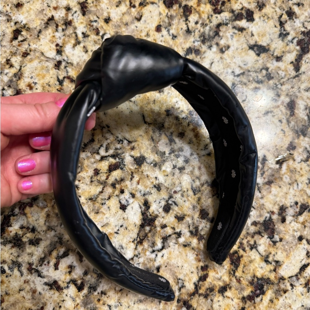 Lele Sadoughi black leather headband